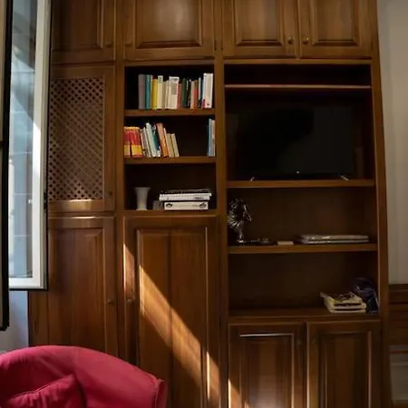 Al Gonfalone Apartment